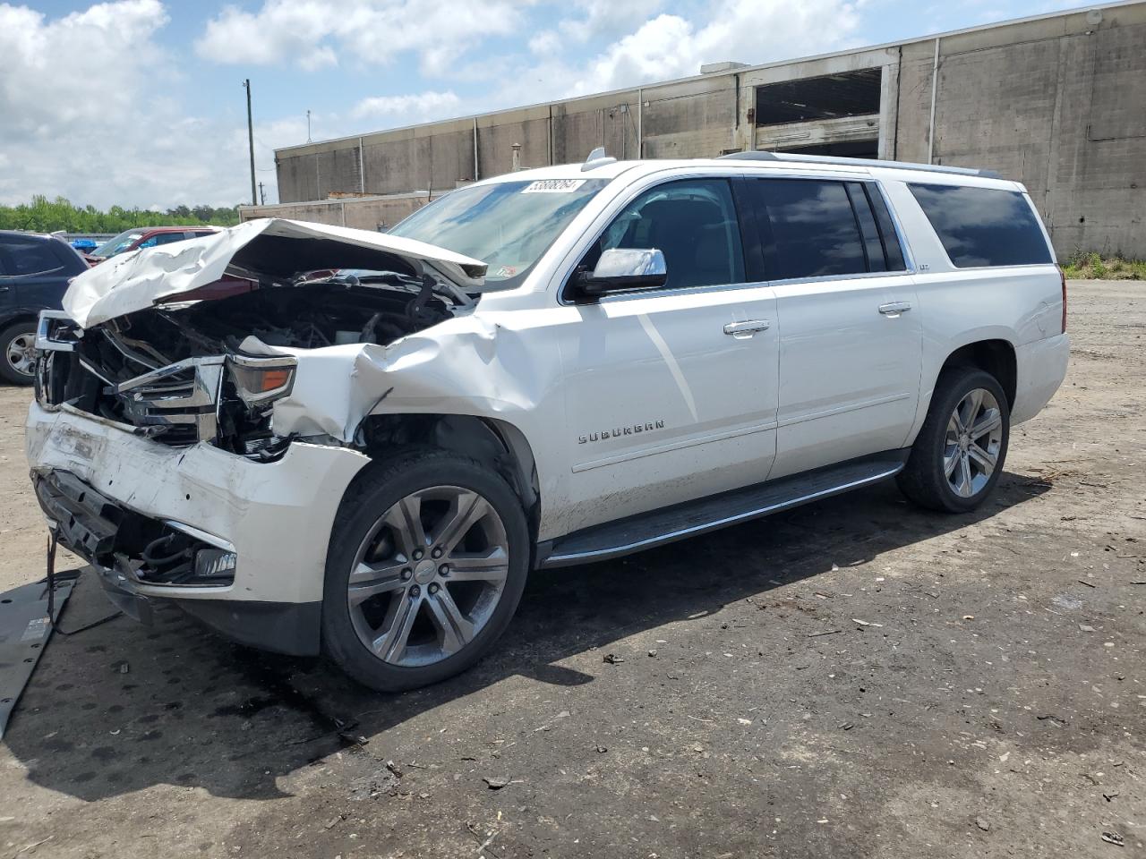Chevrolet Suburban (2016)