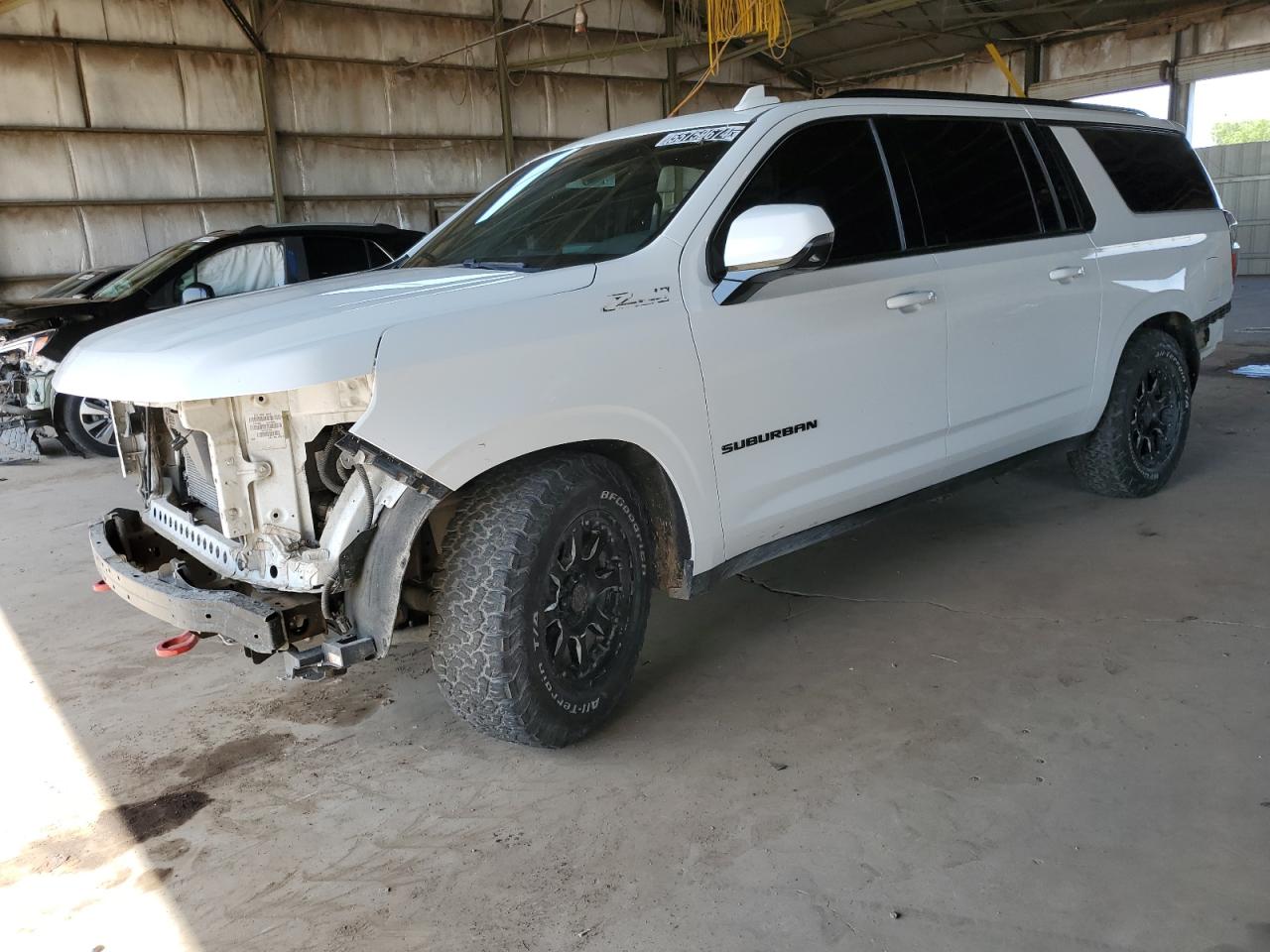 Chevrolet Suburban (2022)