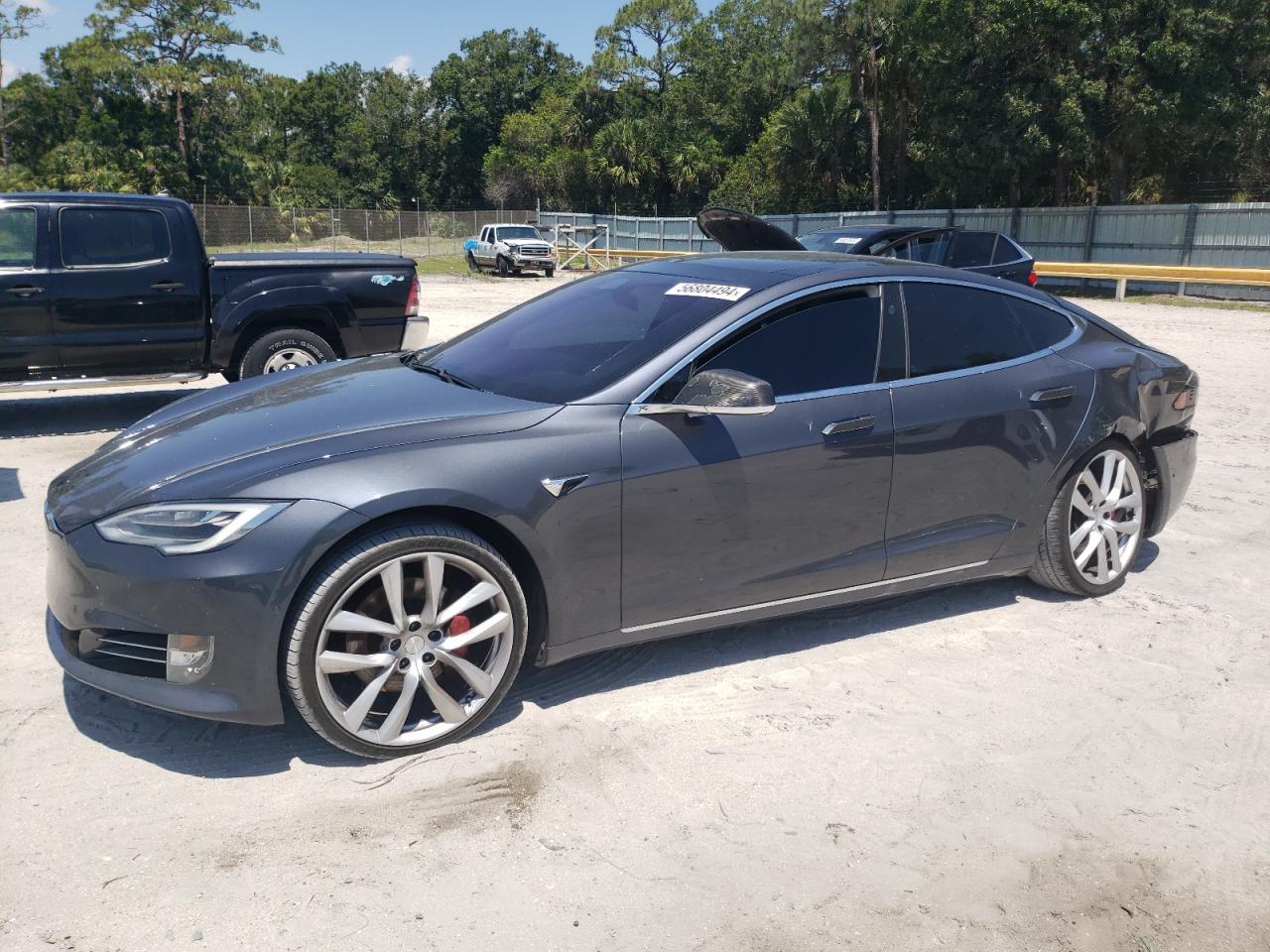 Tesla Model s (2016)