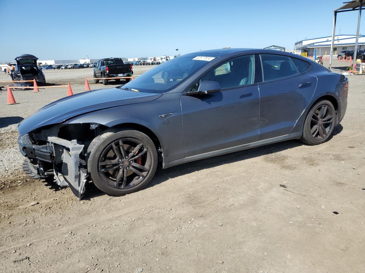 Tesla Model s (2016)