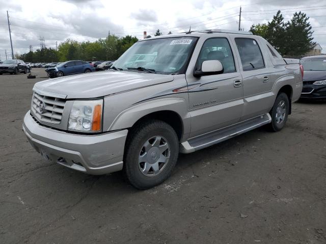 Cadillac Escalade (2005)