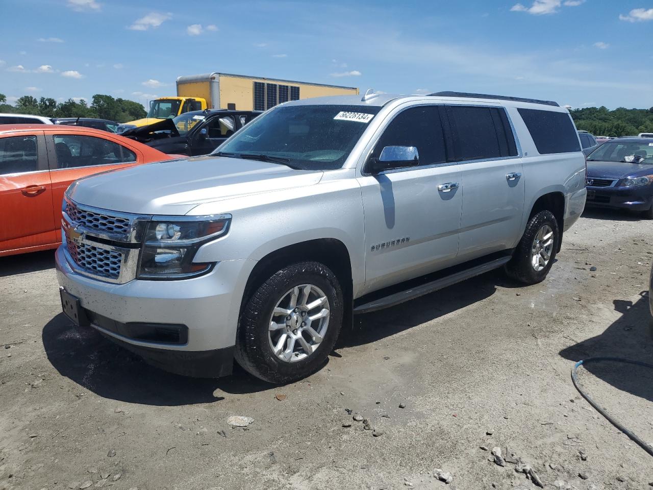 Chevrolet Suburban (2019)