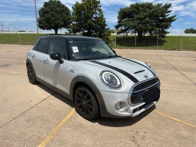 Mini Cooper (2015)