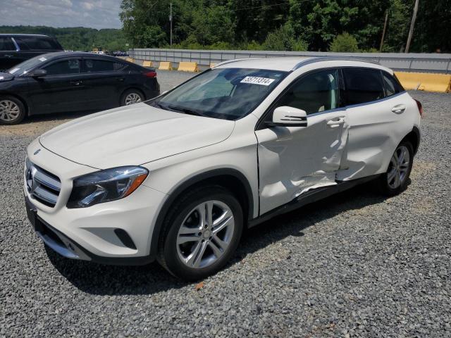 Mercedes-benz Gla-class (2015)