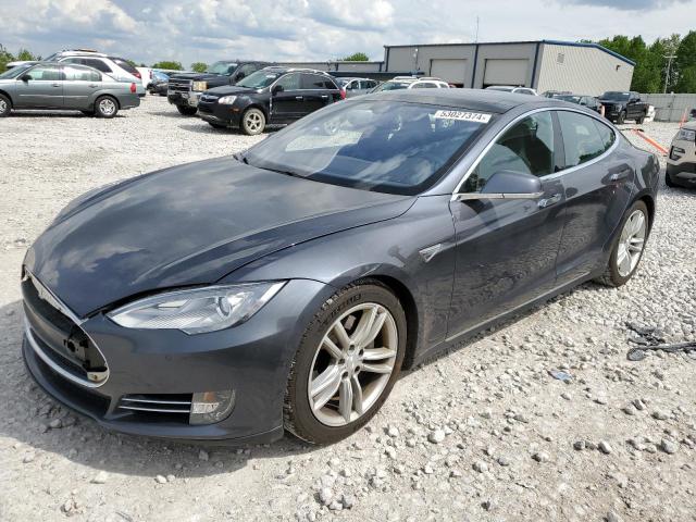 Tesla Model s (2016)