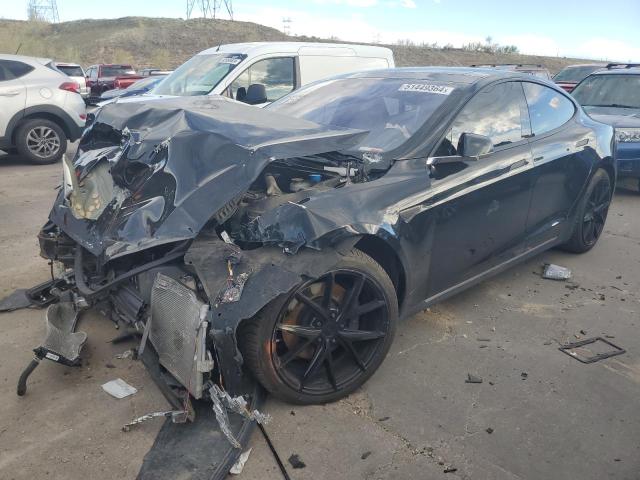 Tesla Model s (2016)