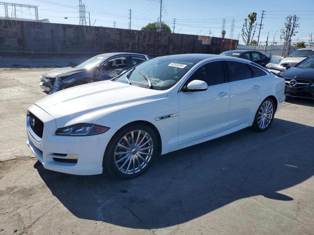 Jaguar Xj (2016)