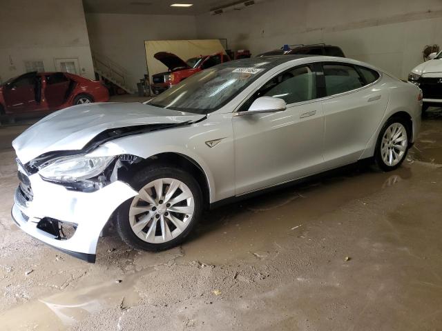 Tesla Model s (2013)