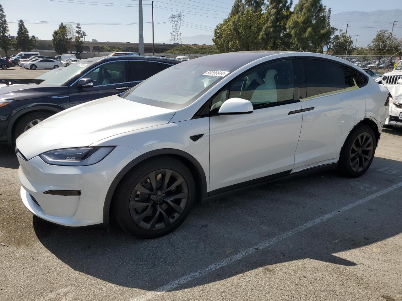 Tesla Model x (2023)