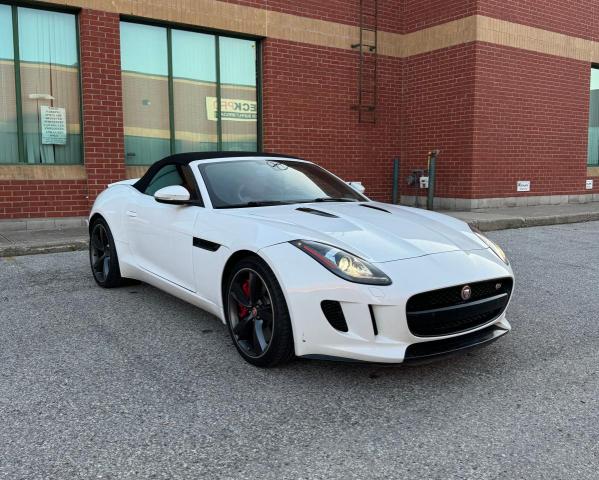 Jaguar F-type (2015)