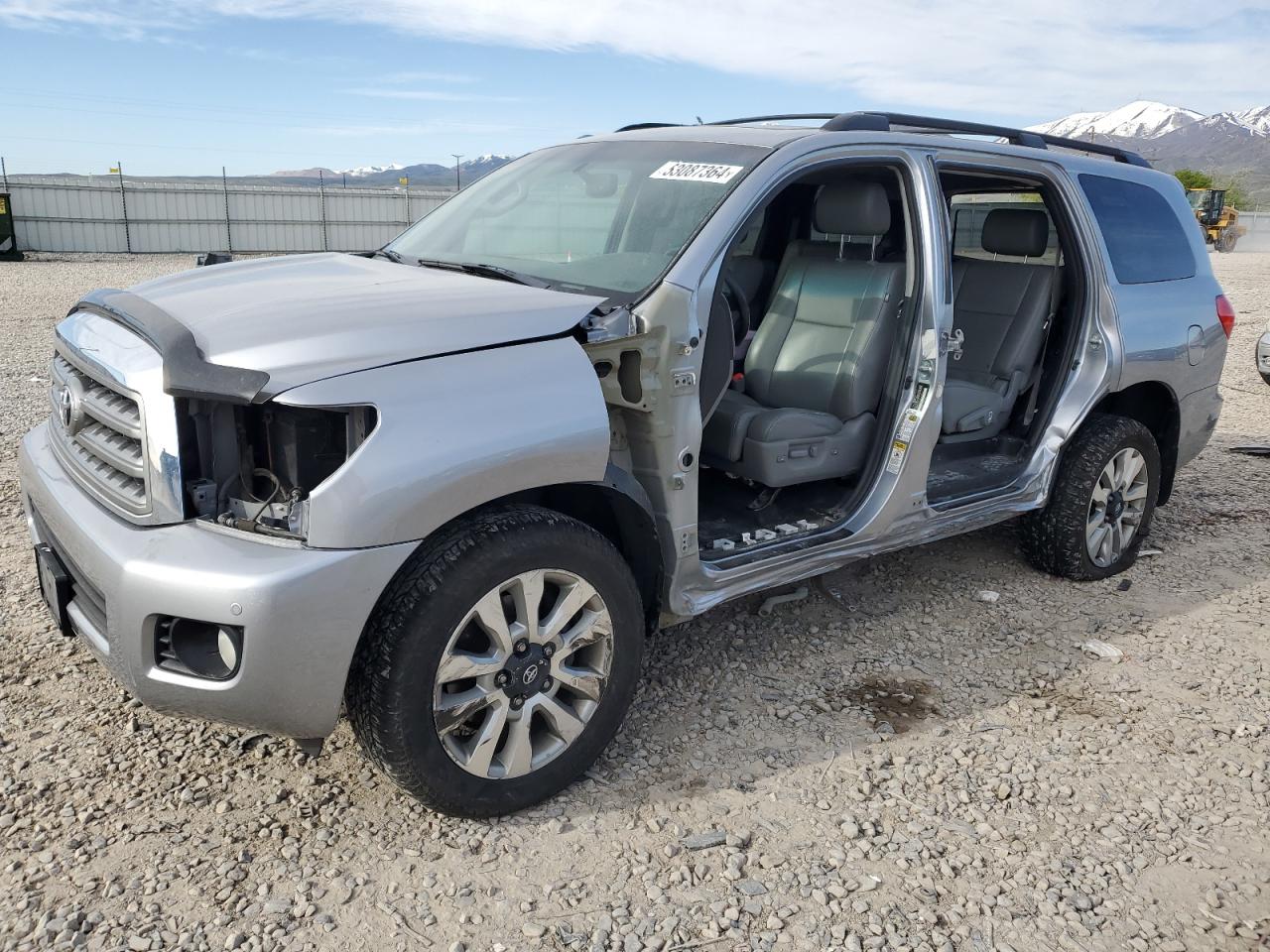 Toyota Sequoia (2013)