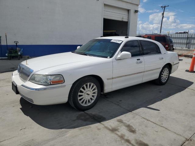 Lincoln Towncar (2003)