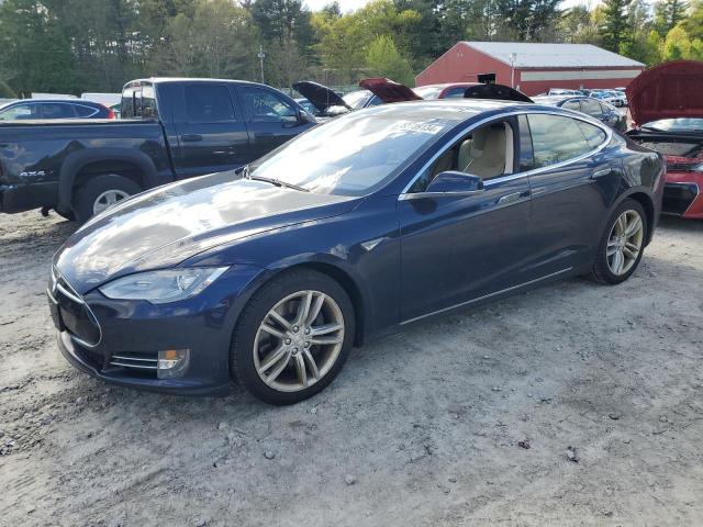 Tesla Model s (2015)