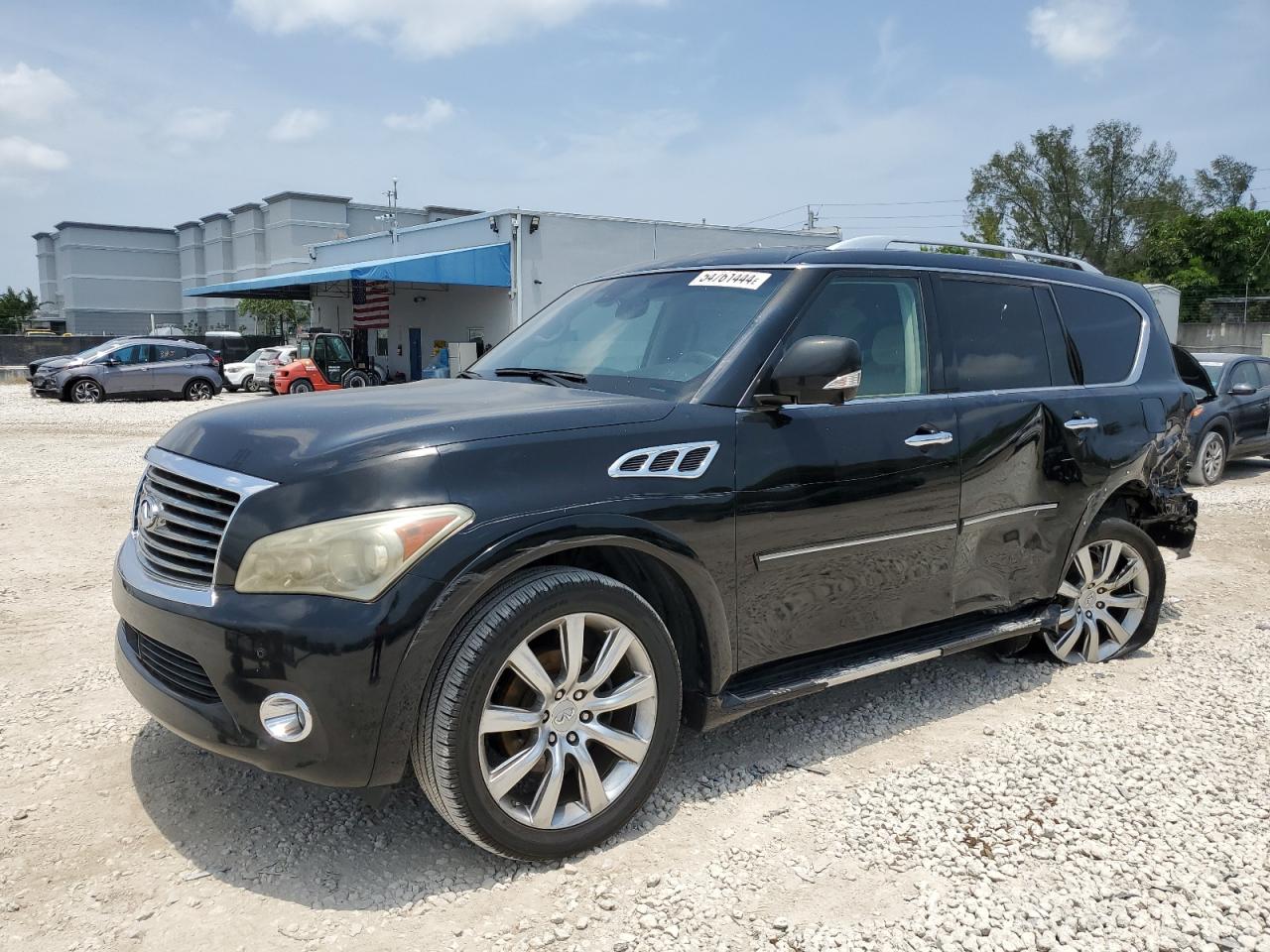 Infiniti Qx56 (2011)