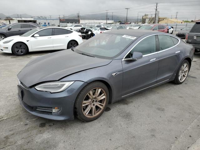 Tesla Model s (2021)