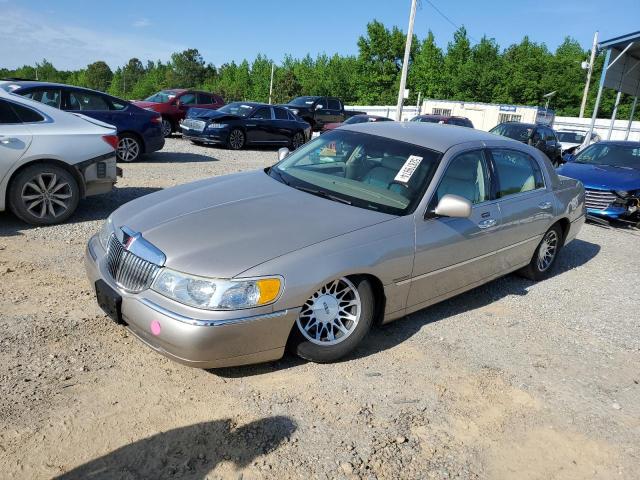 Lincoln Towncar (2002)
