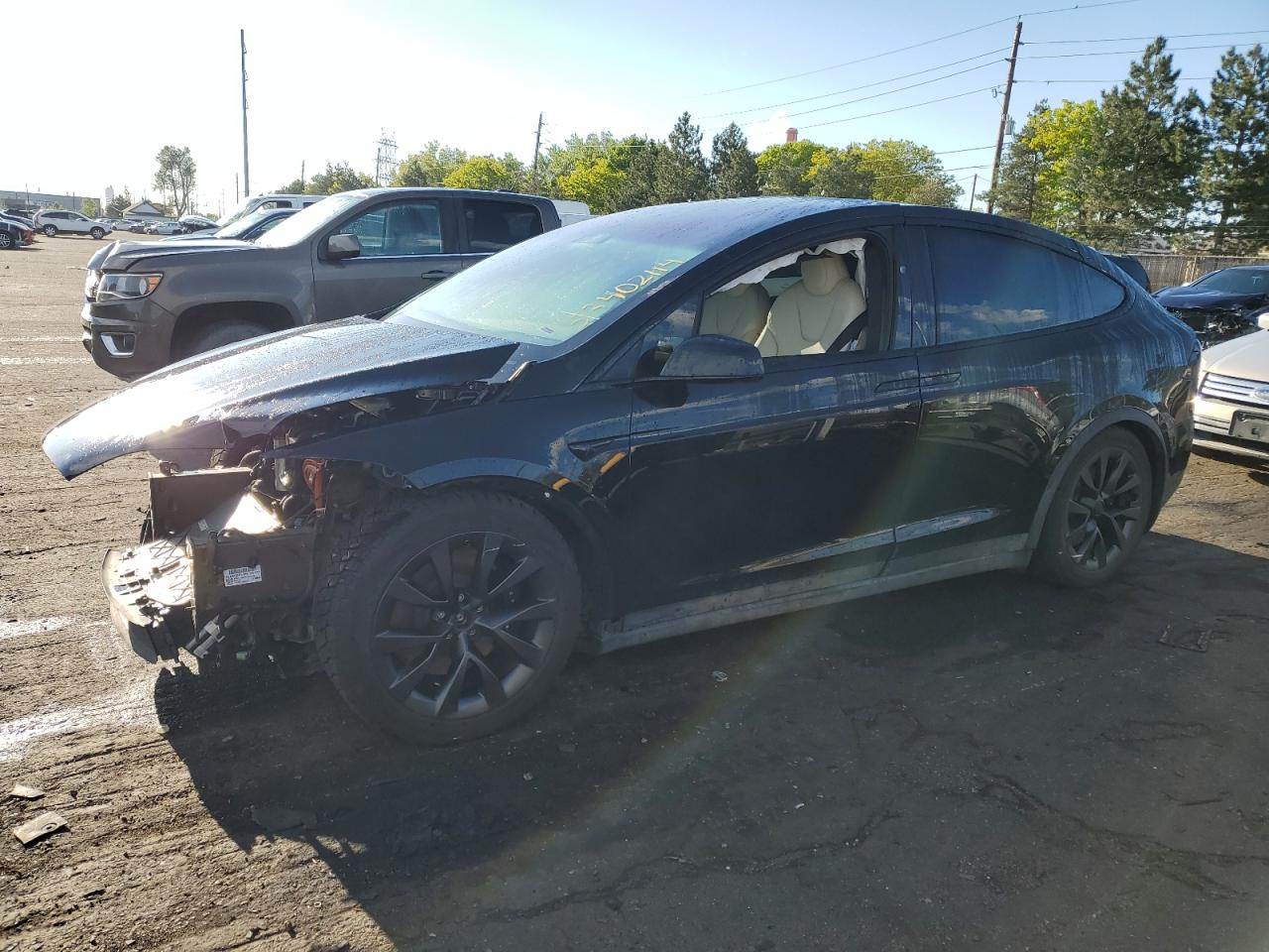 Tesla Model x (2023)
