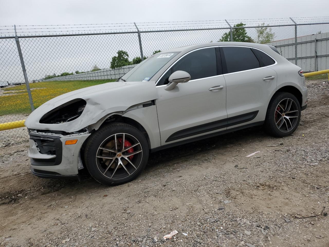 Porsche Macan (2024)