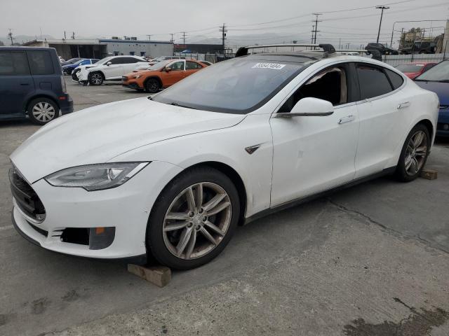Tesla Model s (2016)