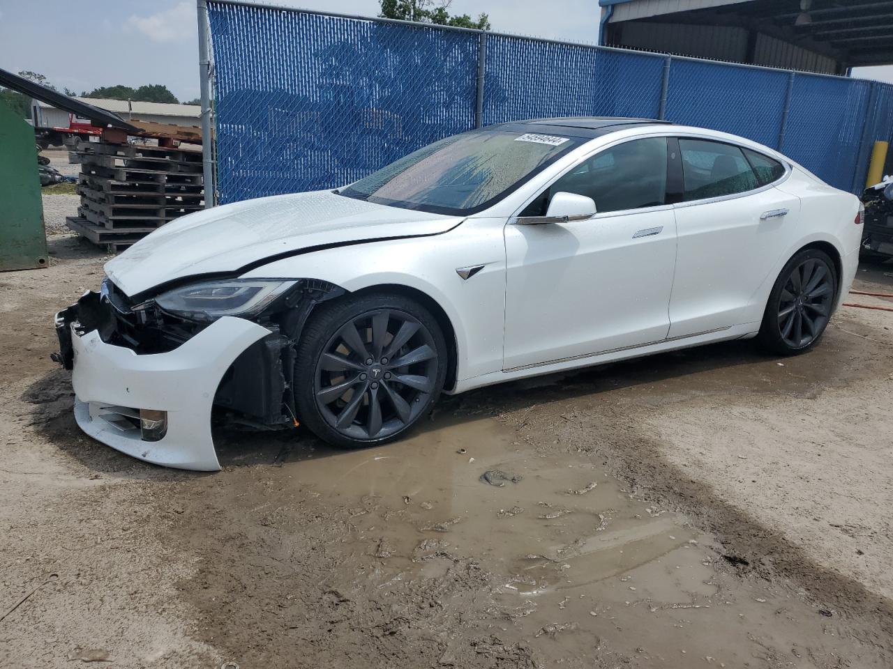 Tesla Model s (2017)