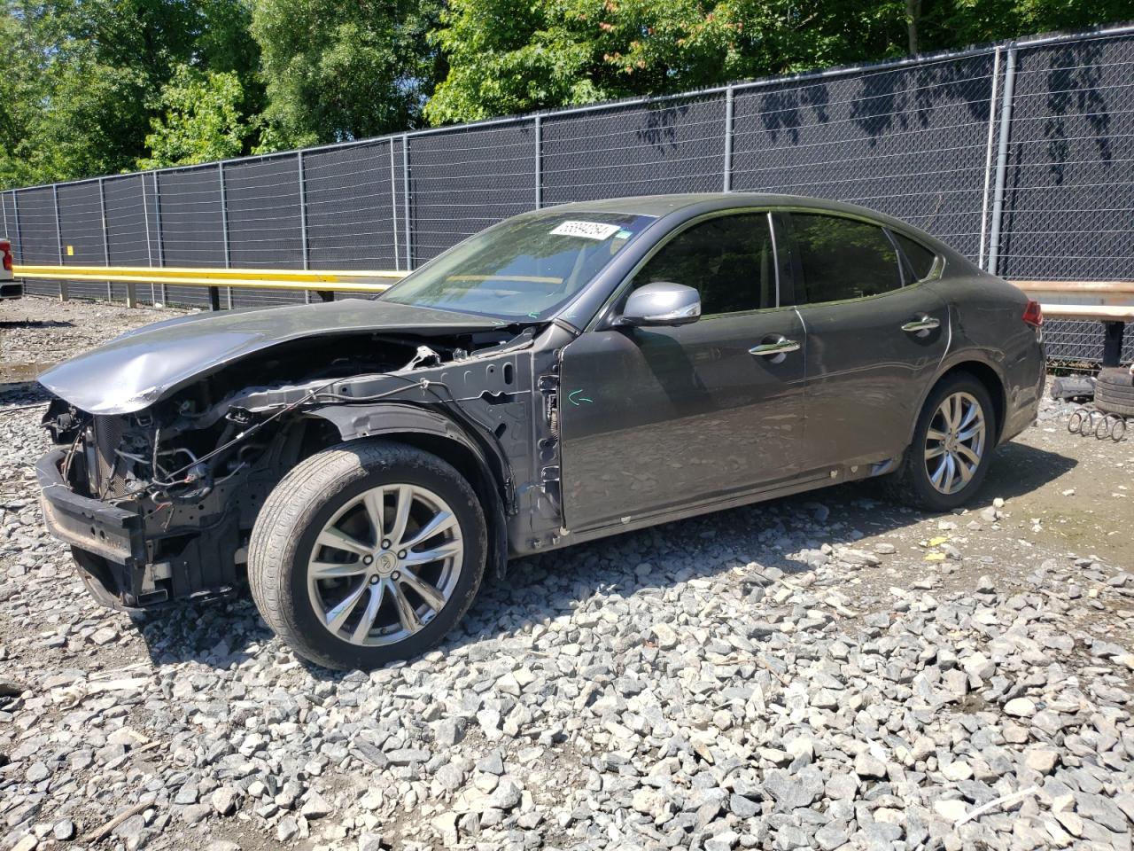 Infiniti Q70 (2017)