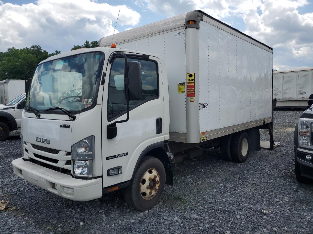 Isuzu Npr (2017)