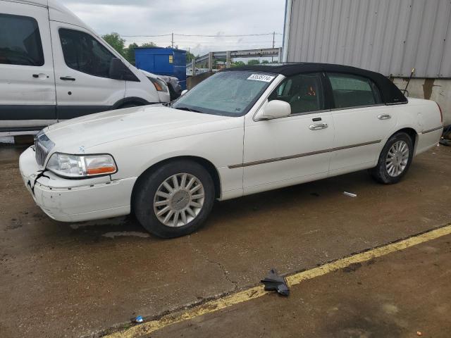 Lincoln Towncar (2004)