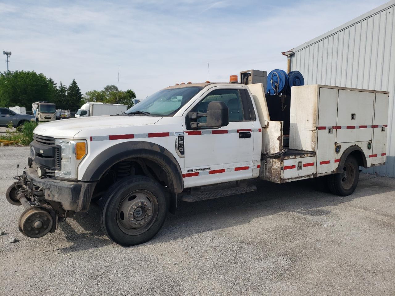 Ford F550 (2017)