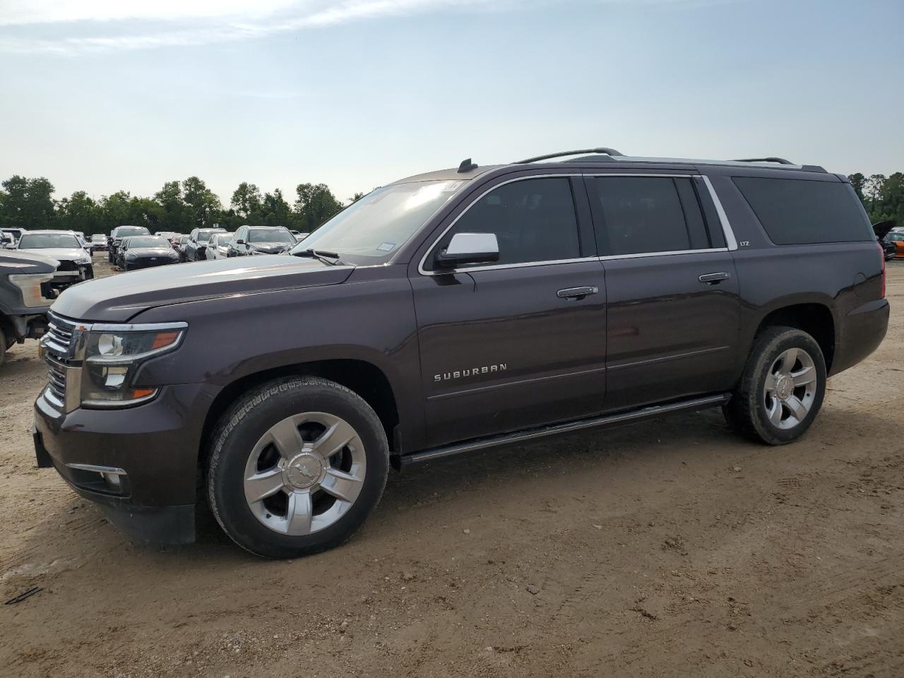 Chevrolet Suburban (2015)
