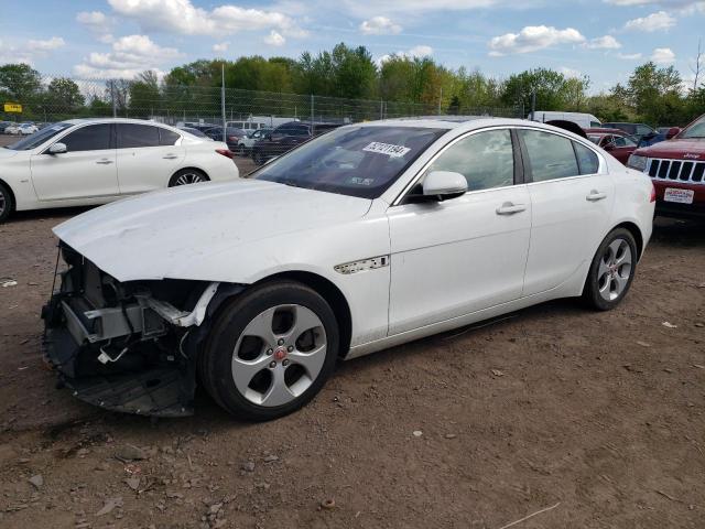 Jaguar Xe (2017)