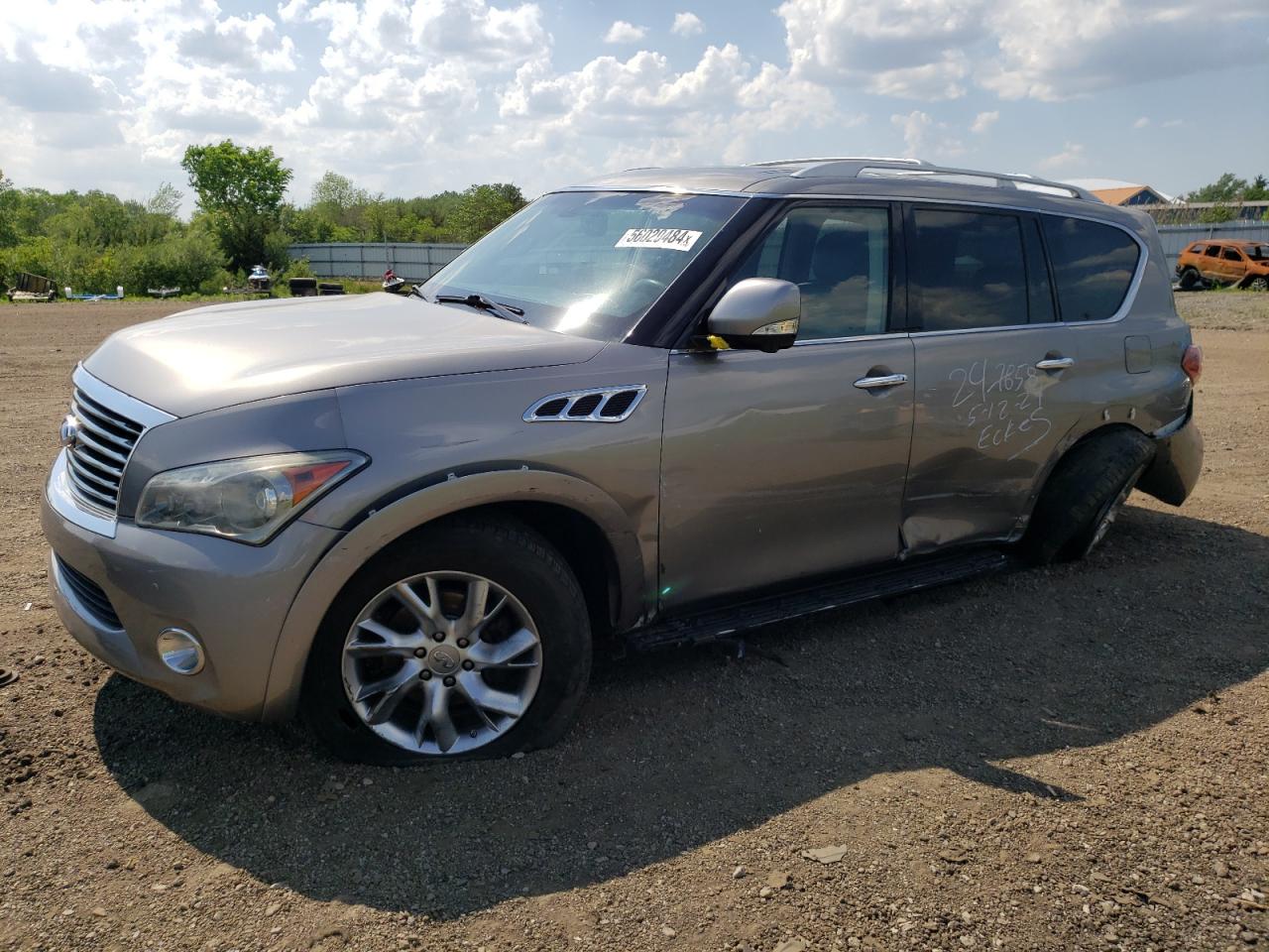 Infiniti Qx56 (2012)