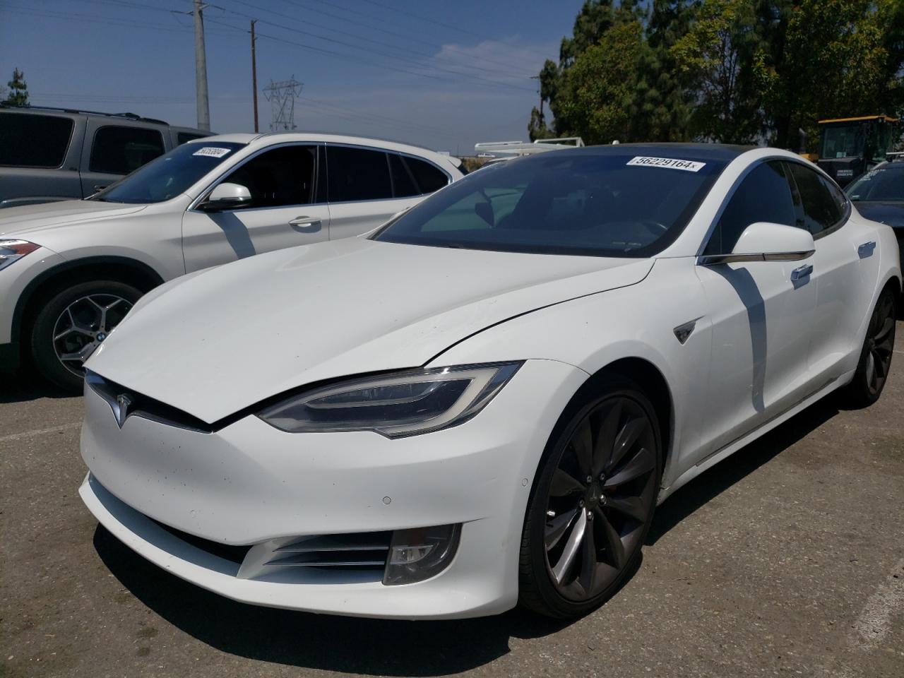 Tesla Model s (2016)