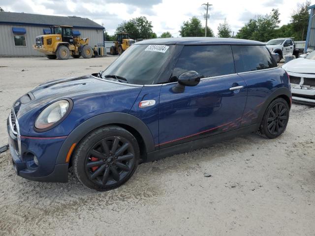 Mini Cooper (2015)