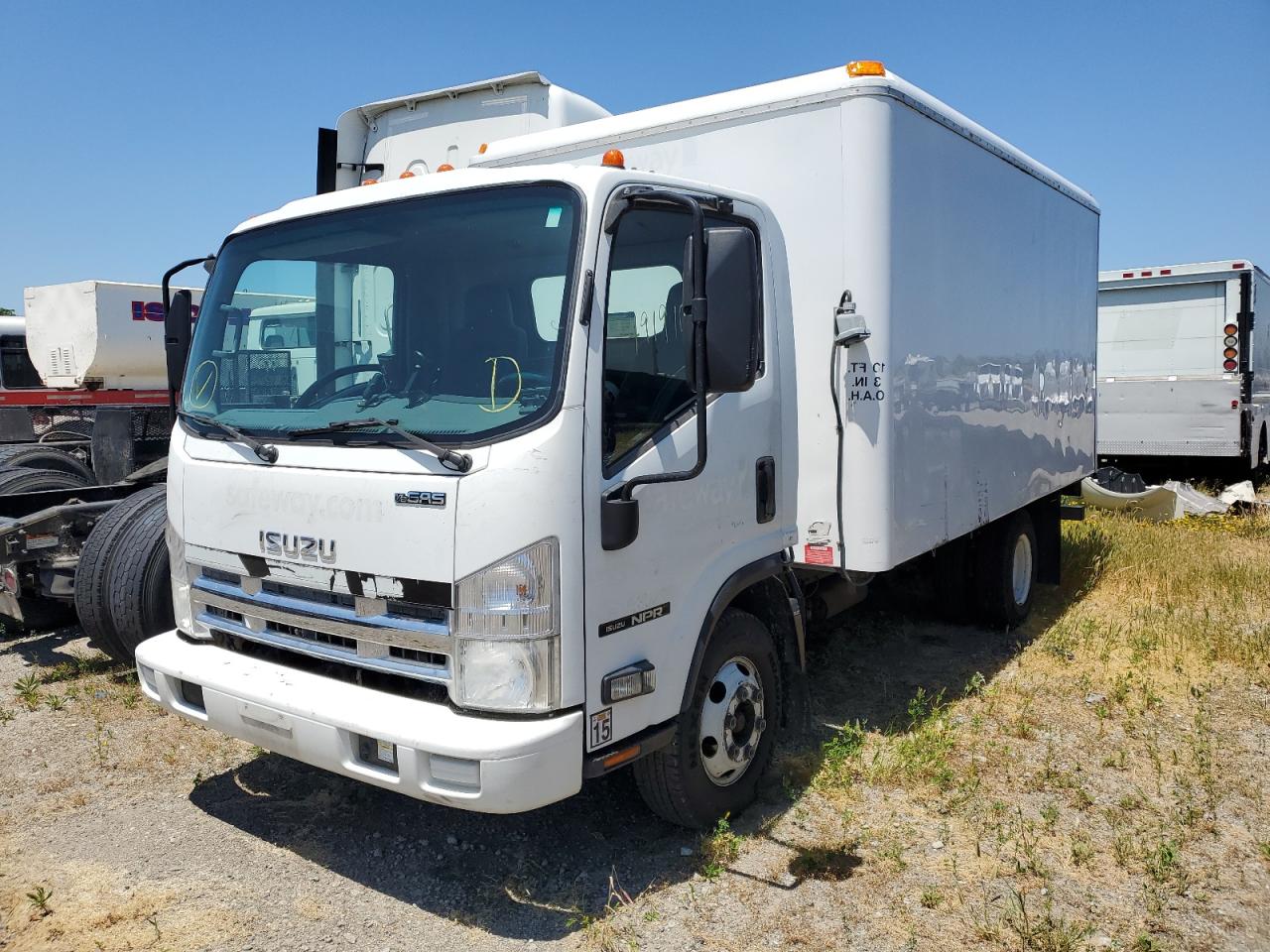 Isuzu Npr (2015)
