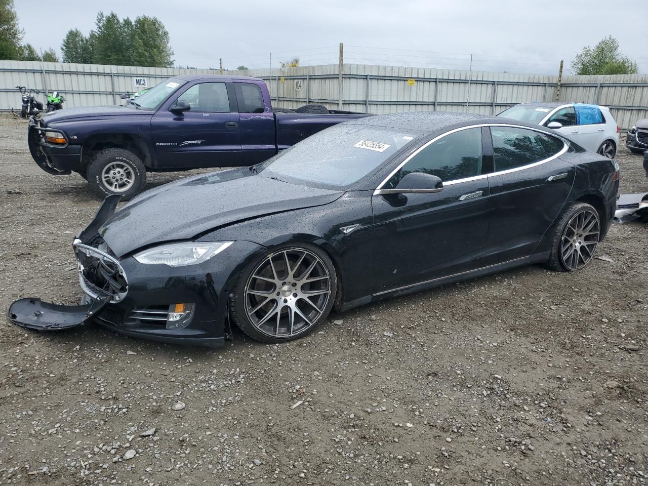 Tesla Model s (2015)