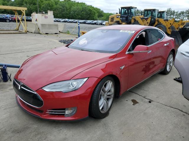 Tesla Model s (2015)