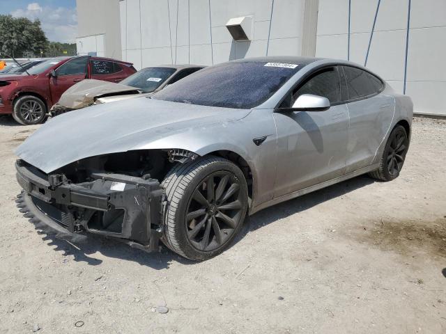 Tesla Model s (2017)
