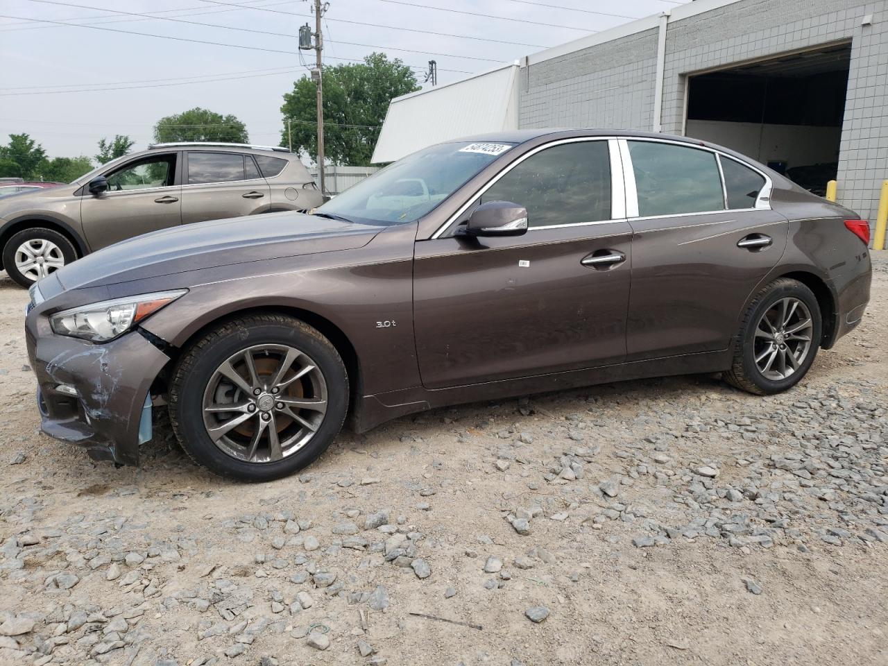Infiniti Q50 premiu (2017)