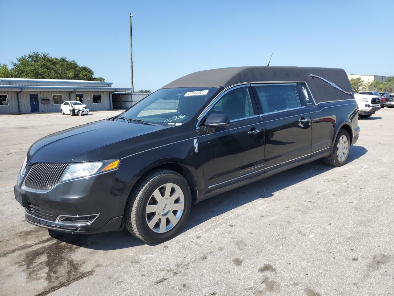Lincoln Mkt (2013)