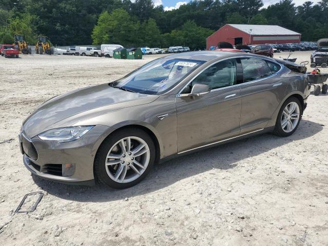 Tesla Model s (2015)