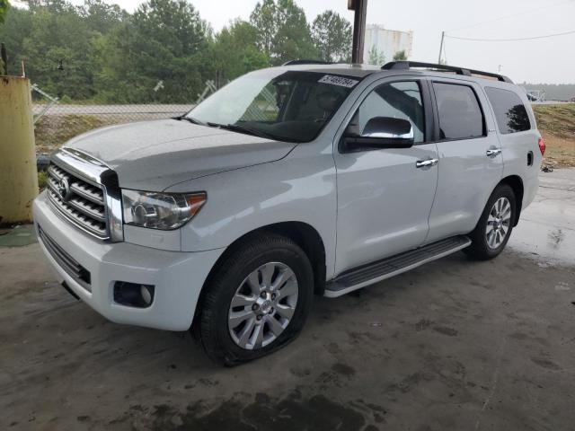 Toyota Sequoia (2016)