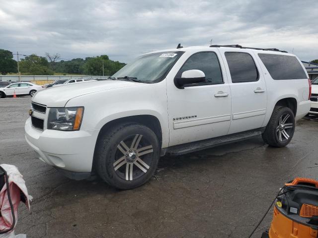 Chevrolet Suburban (2013)