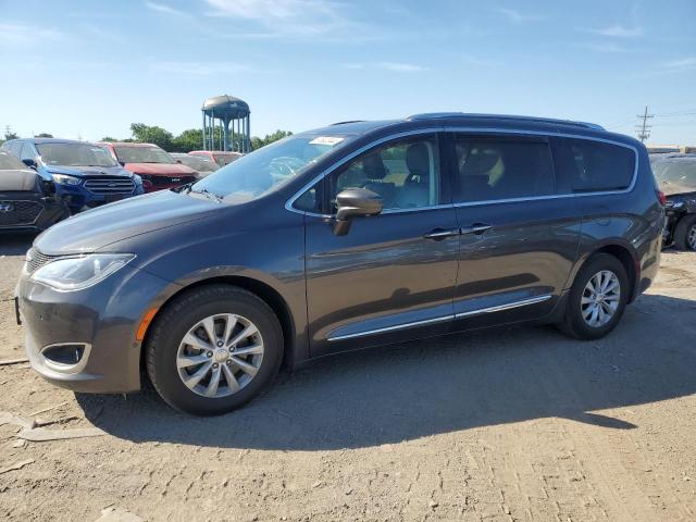 Chrysler Pacifica (2019)
