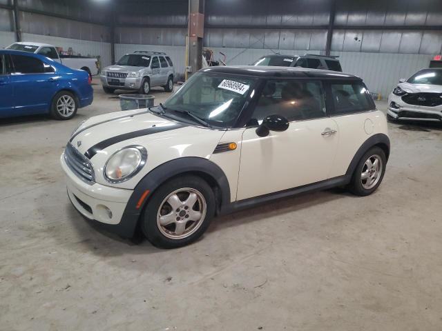 Mini Cooper (2010)