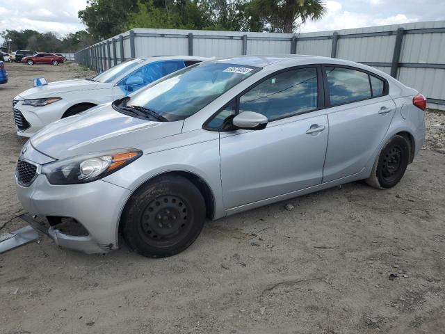 Kia Forte (2016)