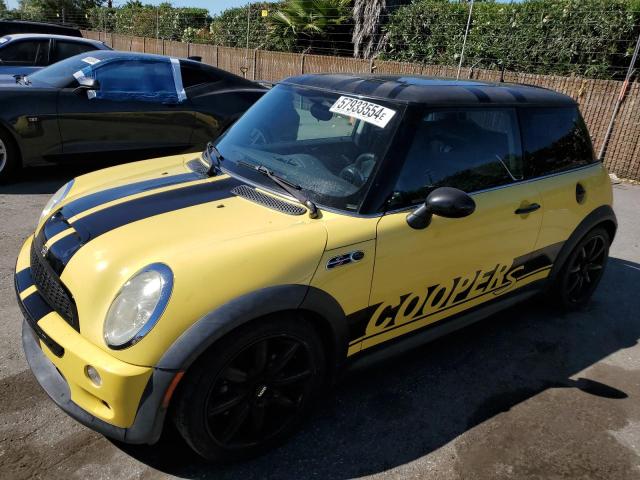 Mini Cooper (2003)