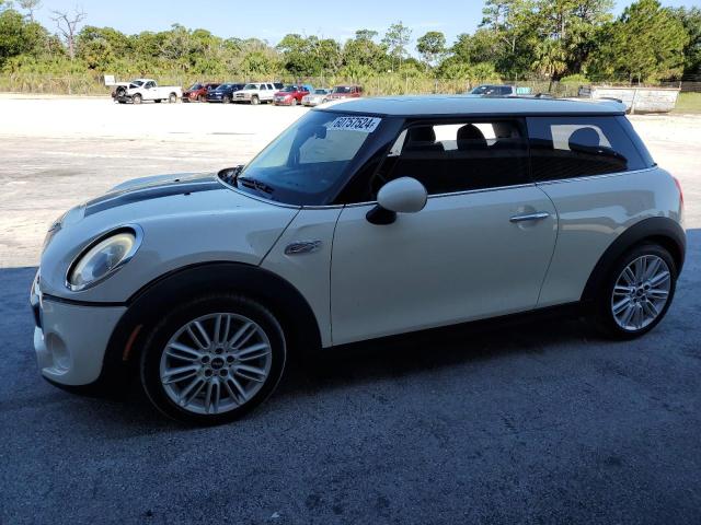 Mini Cooper (2015)
