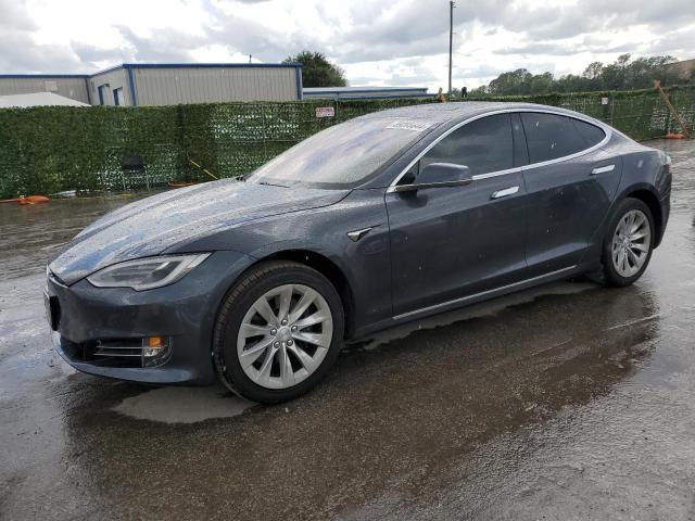Tesla Model s (2018)