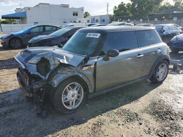 Mini Cooper (2010)