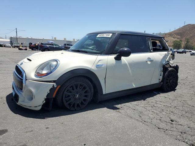 Mini Cooper (2015)